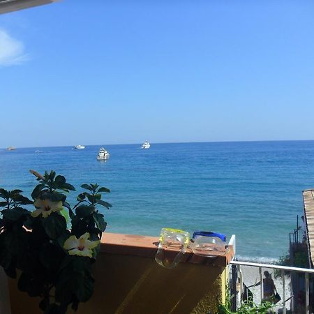 Beach Apartments Patrizia Taormina Bagian luar foto