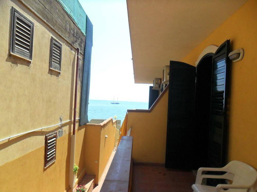Beach Apartments Patrizia Taormina Bagian luar foto