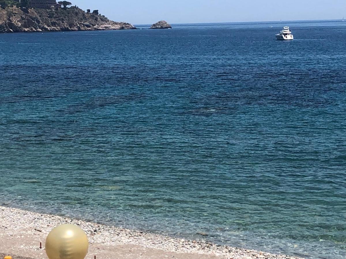 Beach Apartments Patrizia Taormina Bagian luar foto