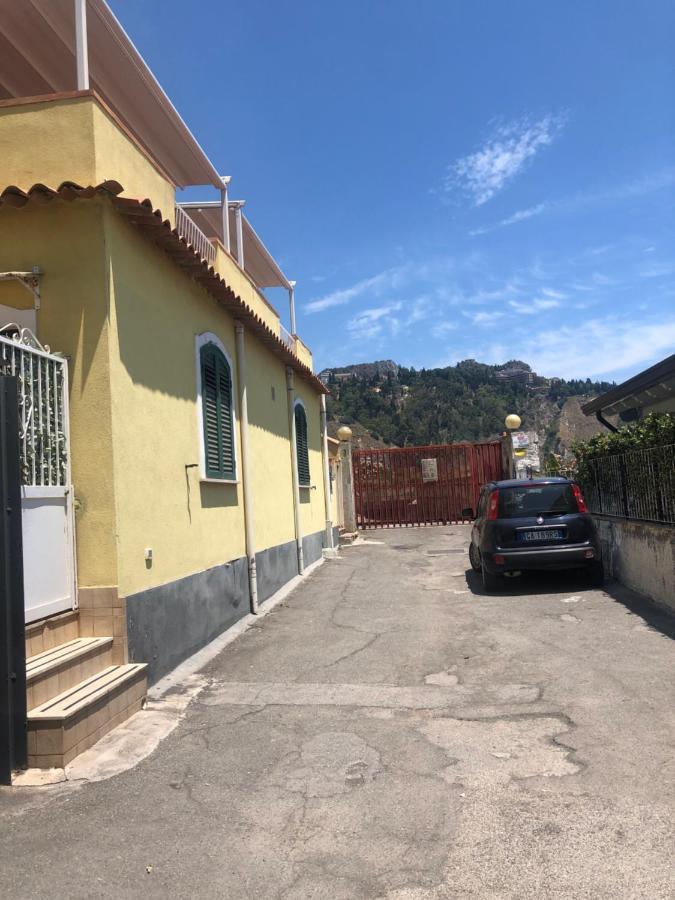 Beach Apartments Patrizia Taormina Bagian luar foto