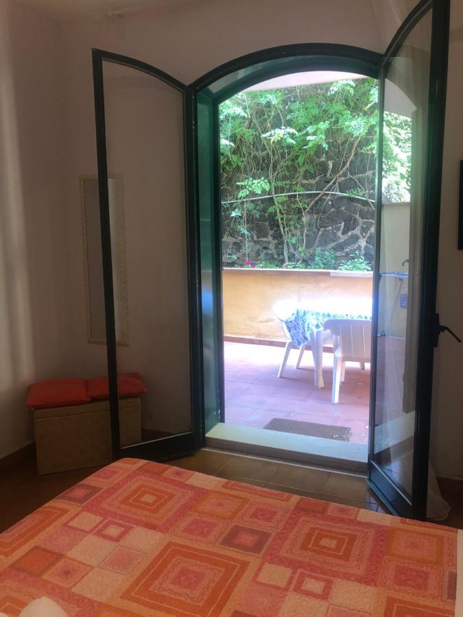 Beach Apartments Patrizia Taormina Bagian luar foto