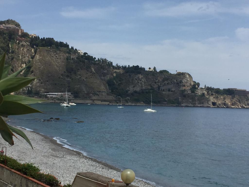 Beach Apartments Patrizia Taormina Bagian luar foto